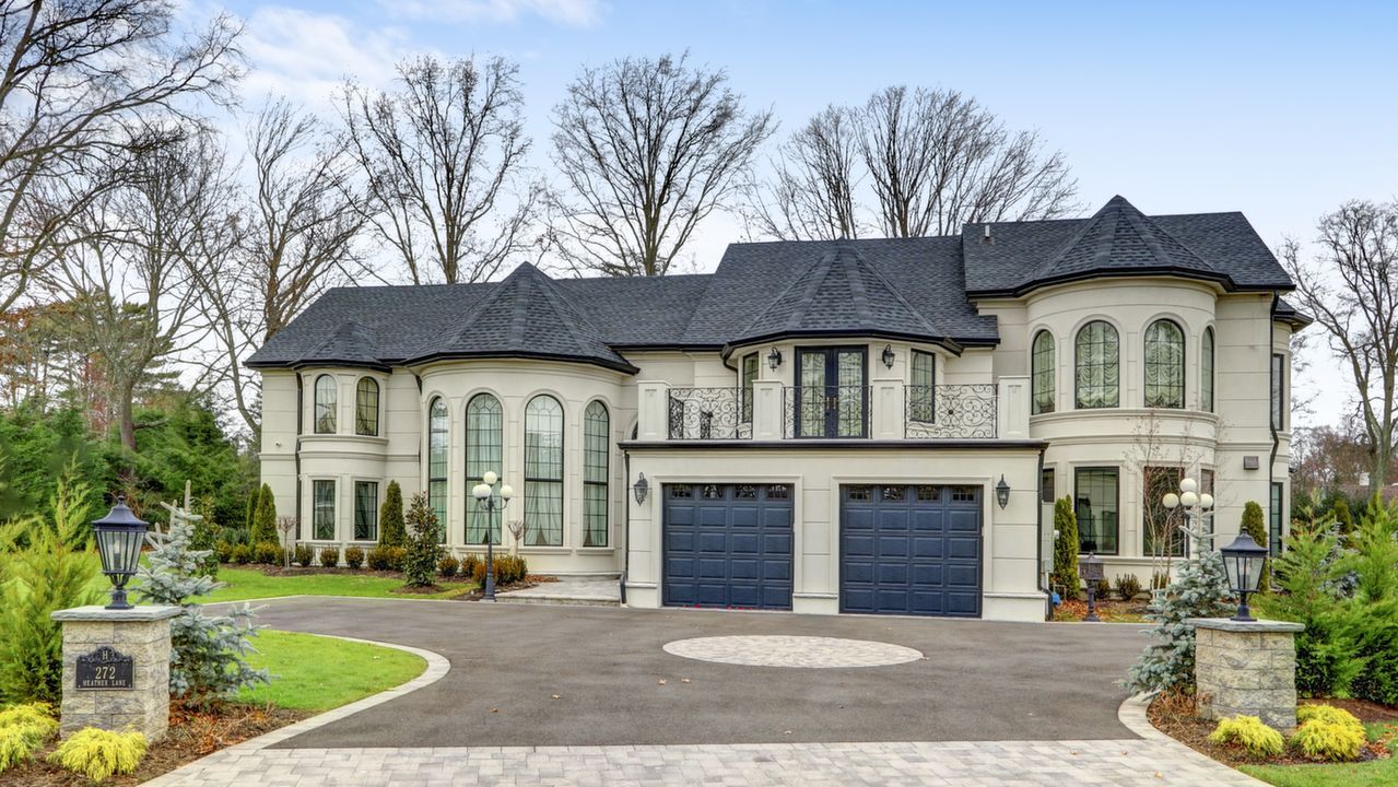 272 Heather Ln, Hewlett, NY, 11557 Scene 2