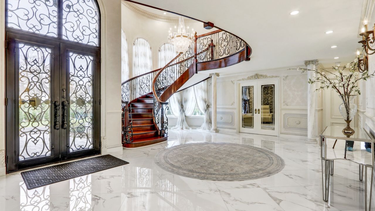 272 Heather Ln, Hewlett, NY, 11557 Scene 3