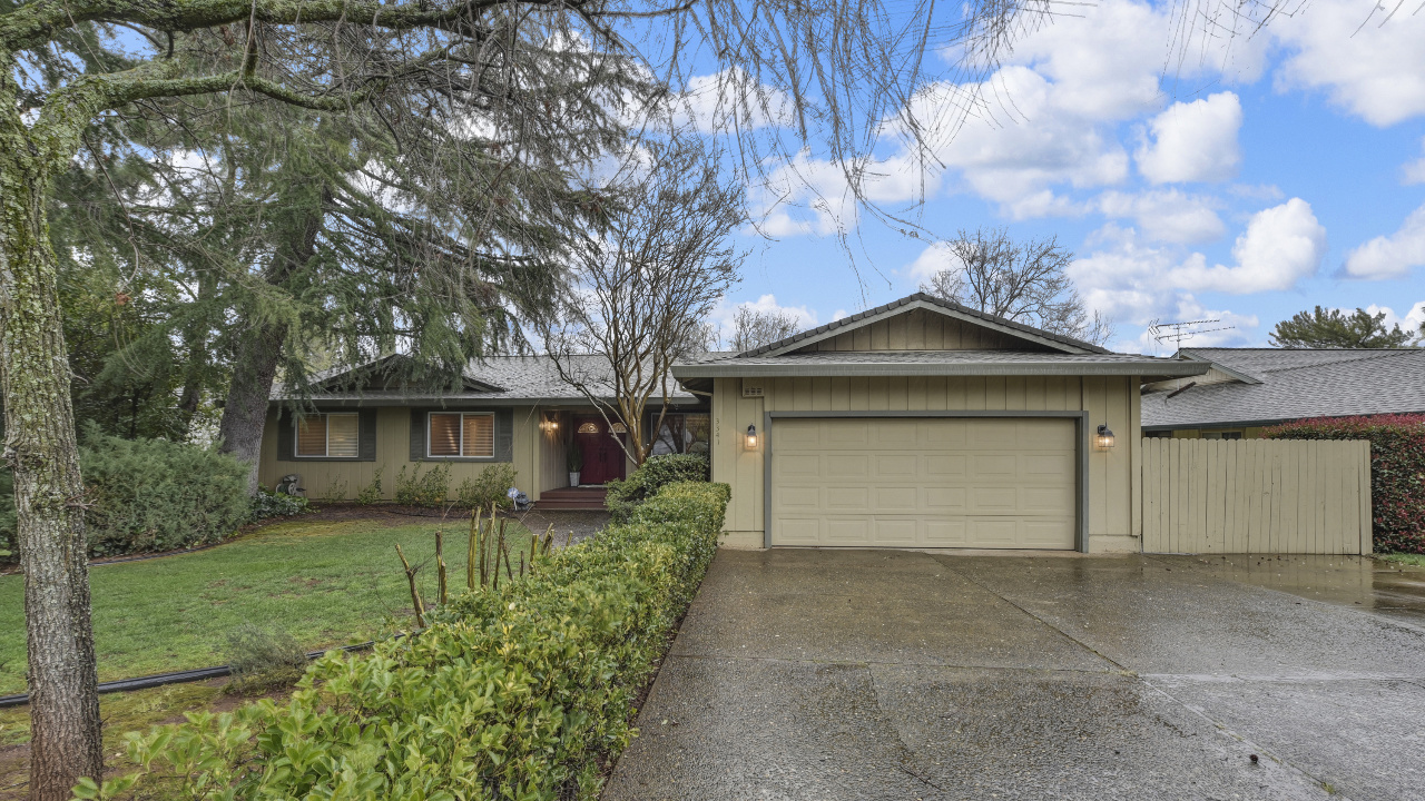 3341 Cambridge Road, Cameron Park, CA, 95682 Scene 2