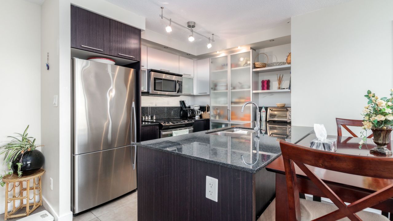 1906-2980 Atlantic Ave, Coquitlam, BC, V3B 0B7 Scene 4