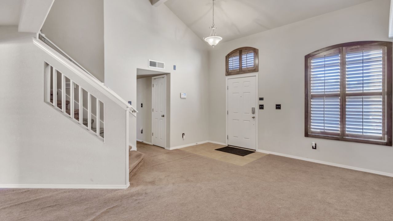 6725 Parque del Sol, El Paso, TX, 79911 Scene 4