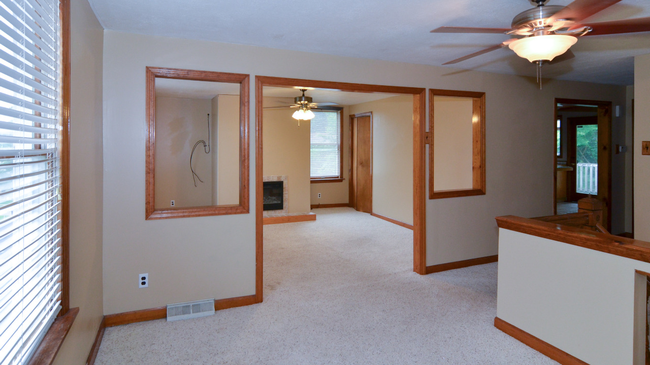 Loft Living Room Master Unit