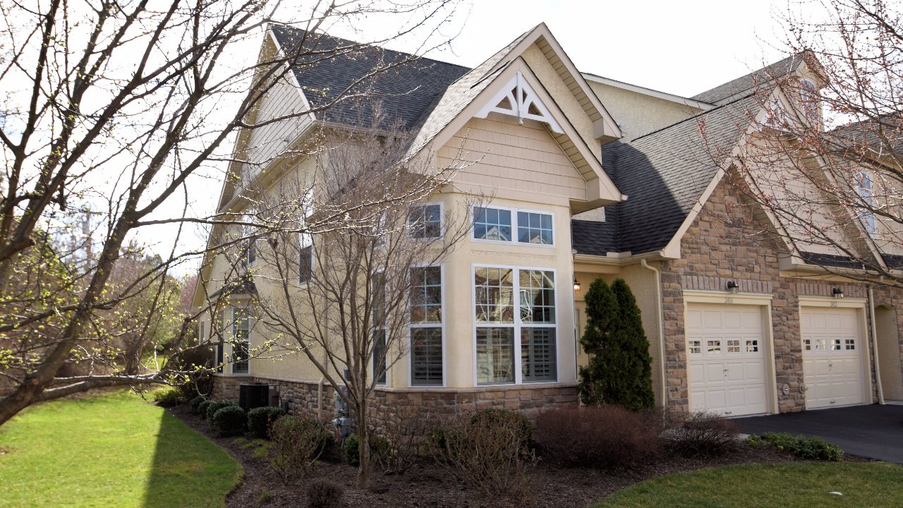 2416 Romano Ct, East Norriton, PA, 19401 Scene 1