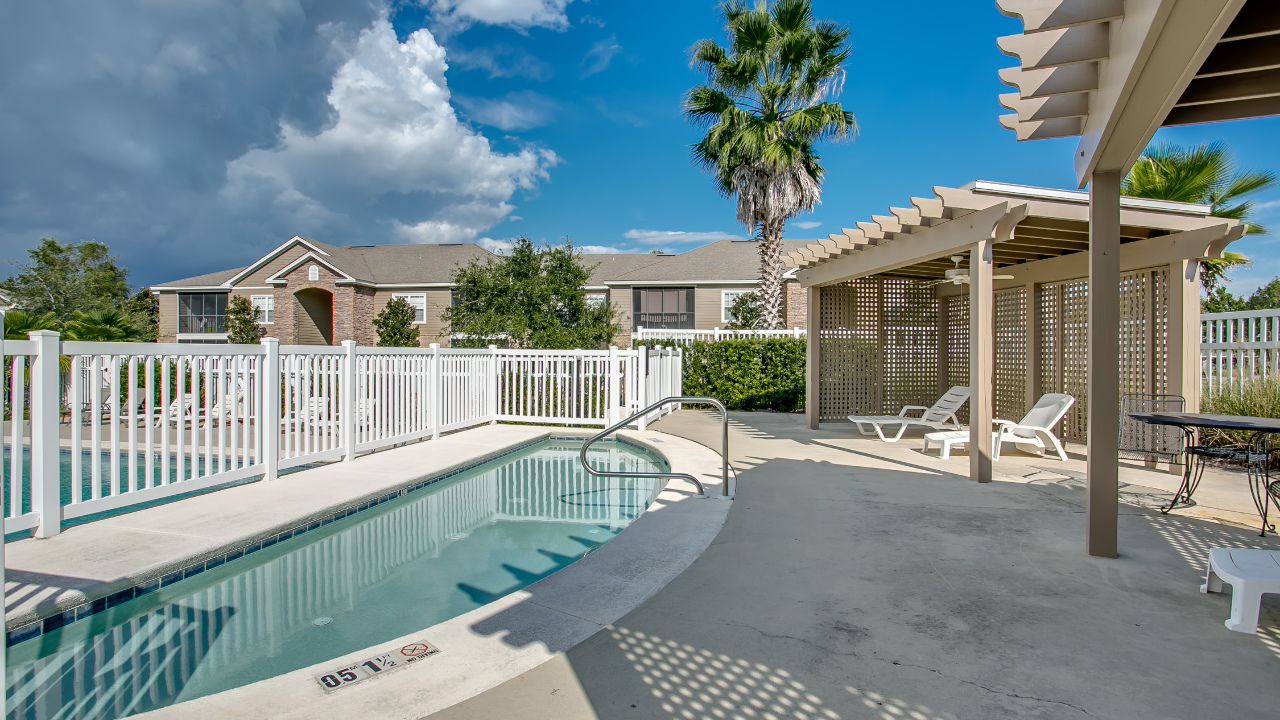 Park Ave, Foley, AL, 36535 Scene 4