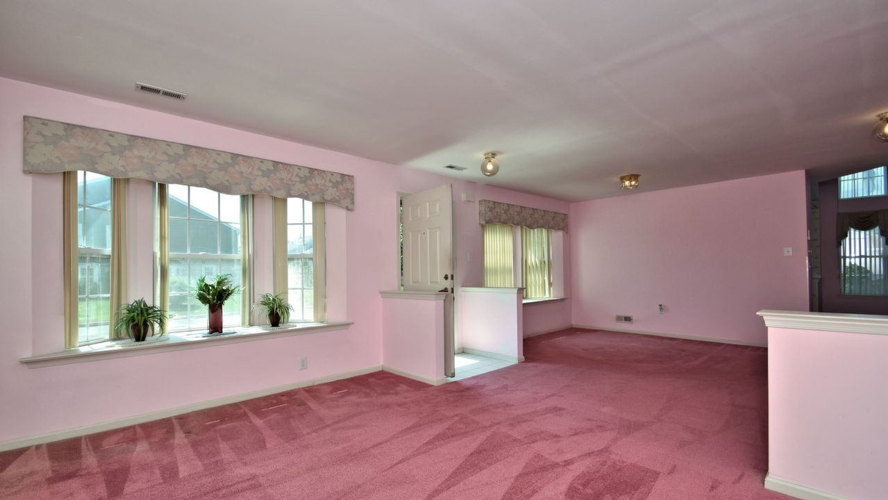 101 Broadleaf Pl, Newtown, PA, 18940 Scene 2