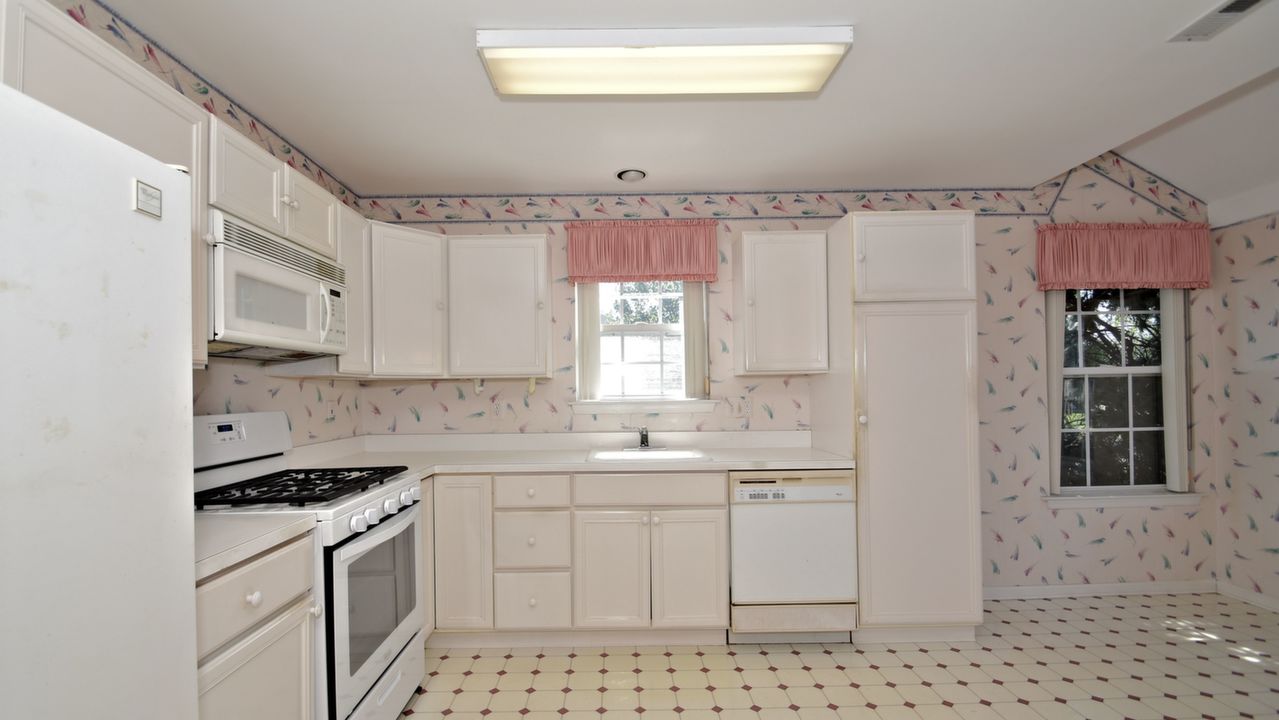 101 Broadleaf Pl, Newtown, PA, 18940 Scene 4