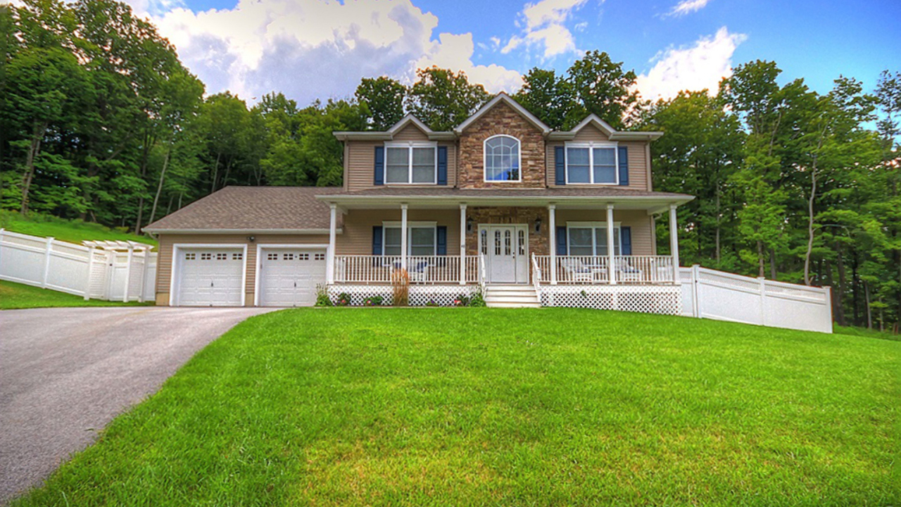 HDR ENHANCED PHOTOGRAPHY 