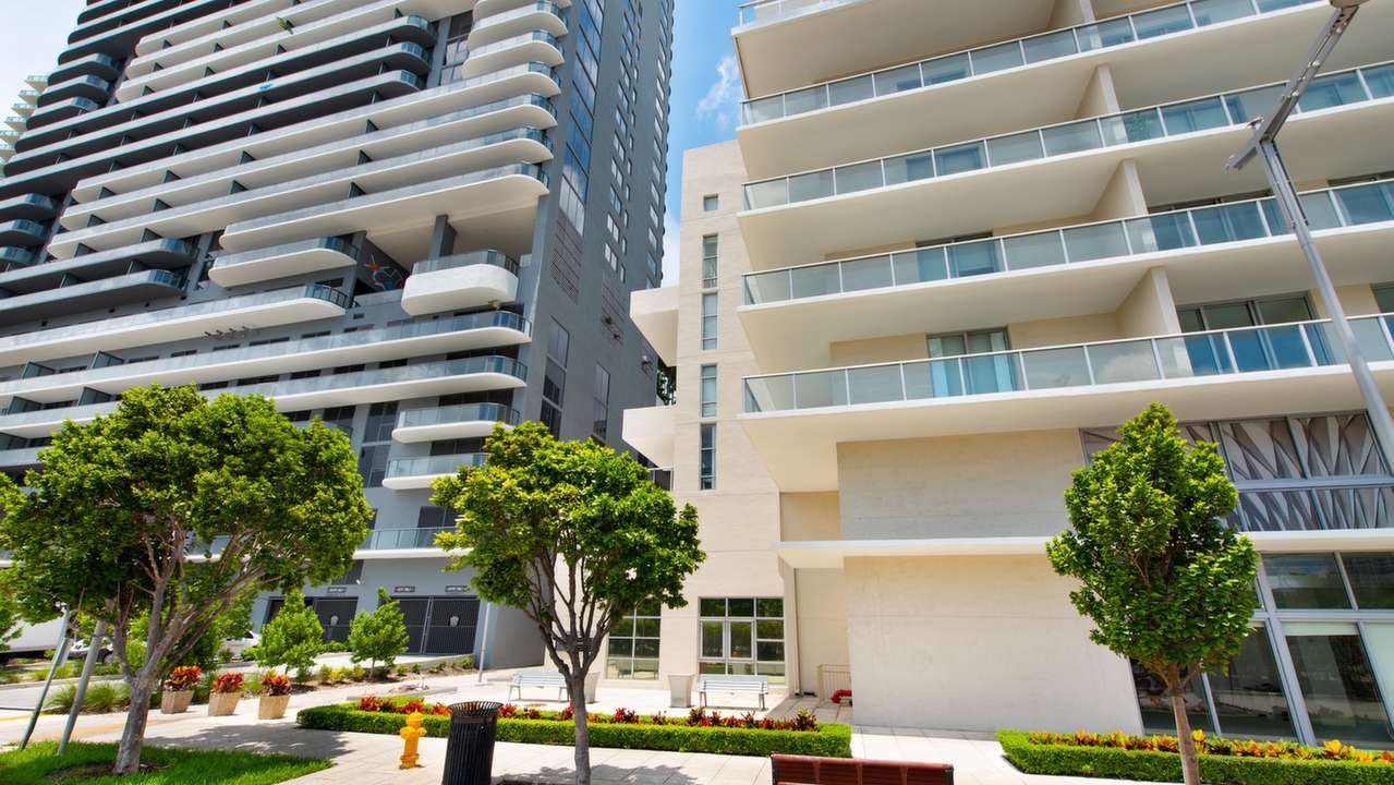 3449-NE-1st-Ave-#L11-01