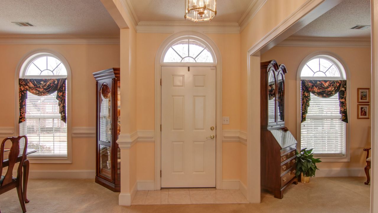 Foyer Entryway
