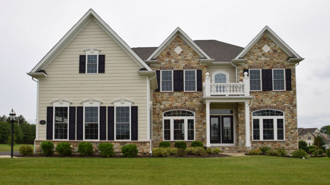 3 Shakespeare Ct, Warminster, PA, 18974 Scene 1
