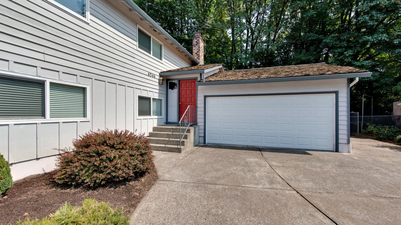 4744 SE La Cour Ct, Milwaukie, OR, 97267 Scene 3