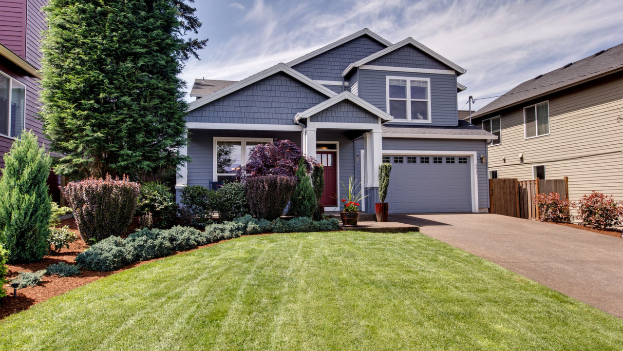 8817 SW 51st Avenue, Portland, OR, 97219 Scene 1