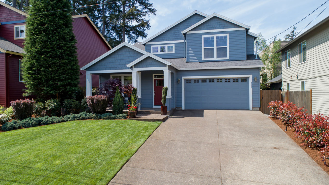 8817 SW 51st Avenue, Portland, OR, 97219 Scene 2