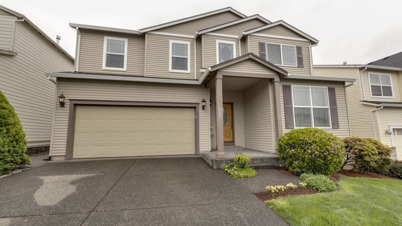 1926 SW 34th St, Gresham, OR, 97080 Scene 4