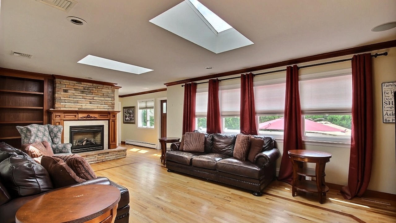 Great Room with Gas Fireplace