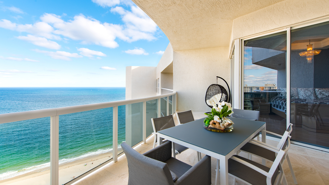 L'Hermitage-#2803-01