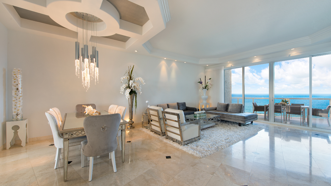 L'Hermitage-#2803-03