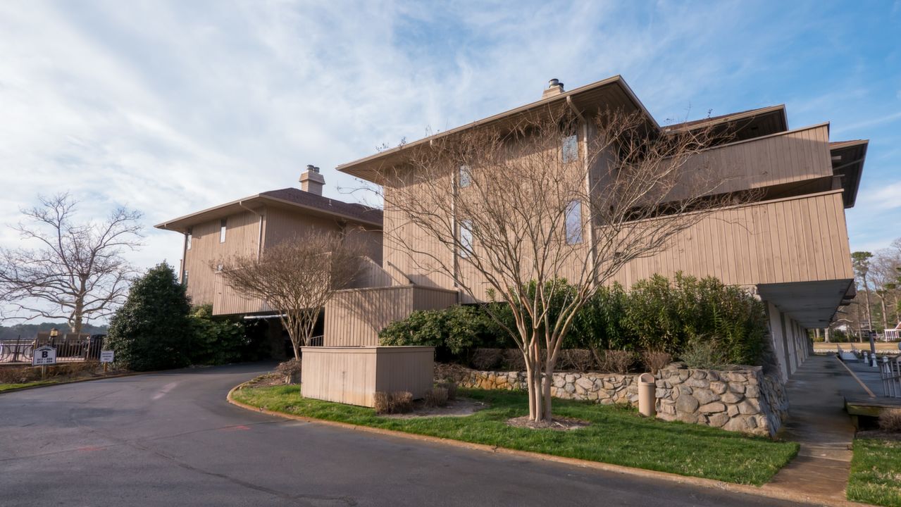 700 Oriole Dr. #422B, Virginia Beach, VA, 23451 Scene 3