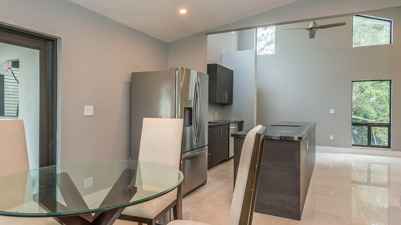 2972-Bridgeport-Ave-#2-05