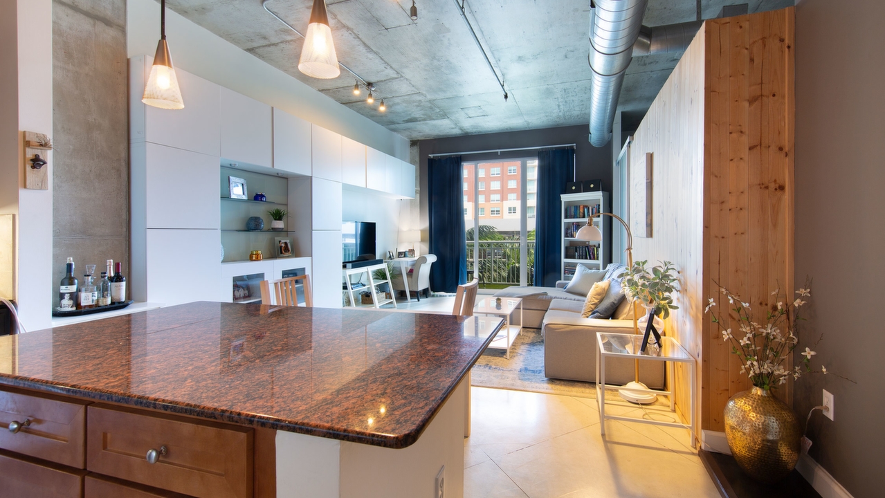 Cite?-Condo-#3405-01