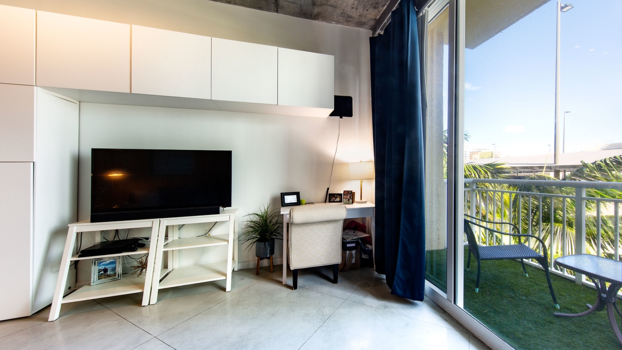 Cite?-Condo-#3405-04