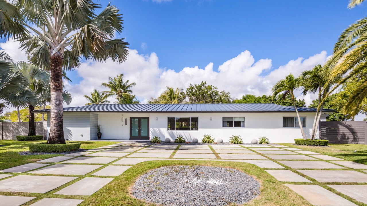 10861-SW-125th-St-03