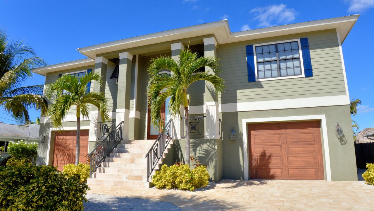 Front Exterior Entry Way