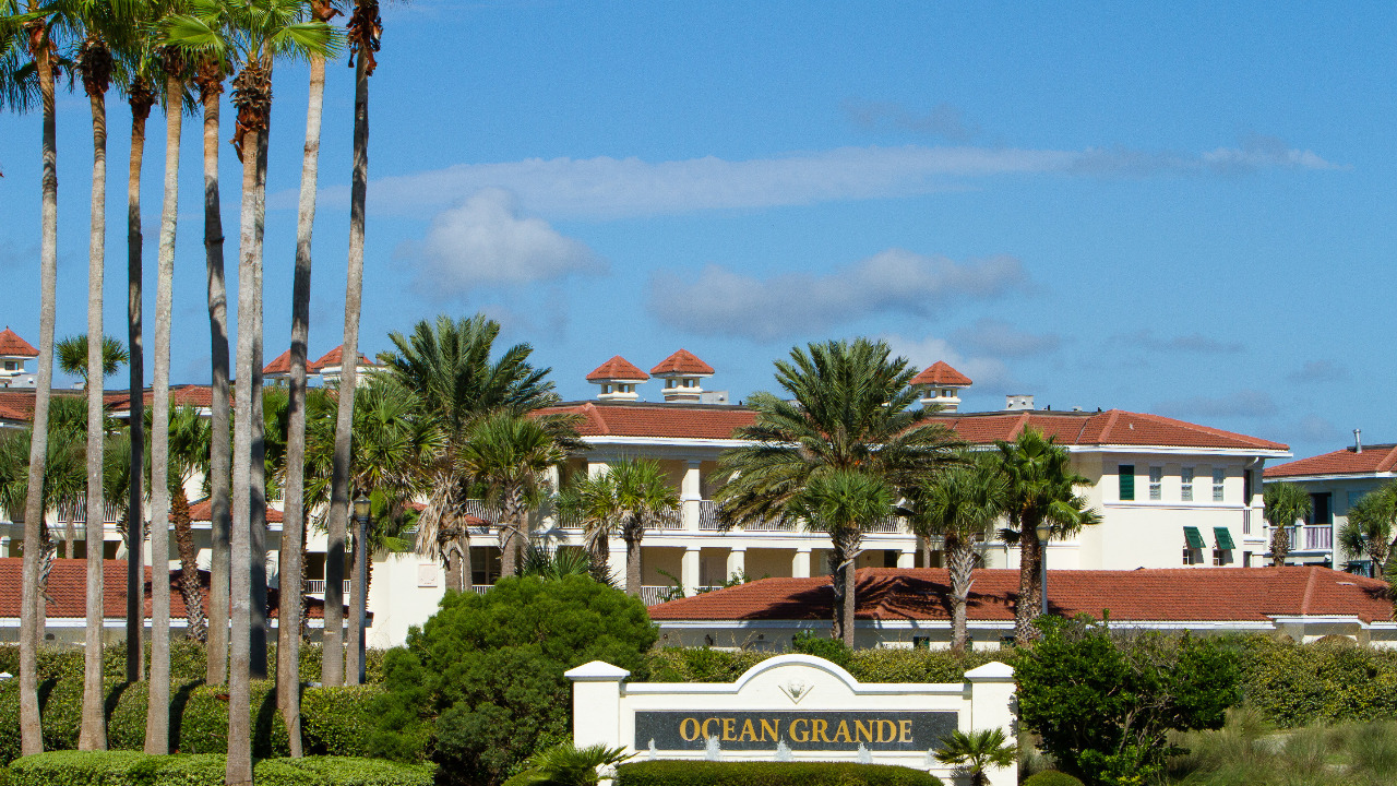 Ocean Grande @ Serenata Beach