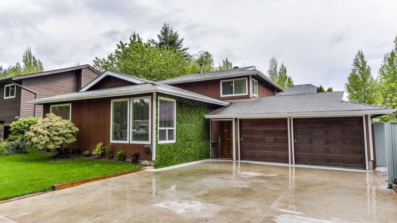 14922 94 Ave, Surrey, BC, V3R 7B1 Scene 1
