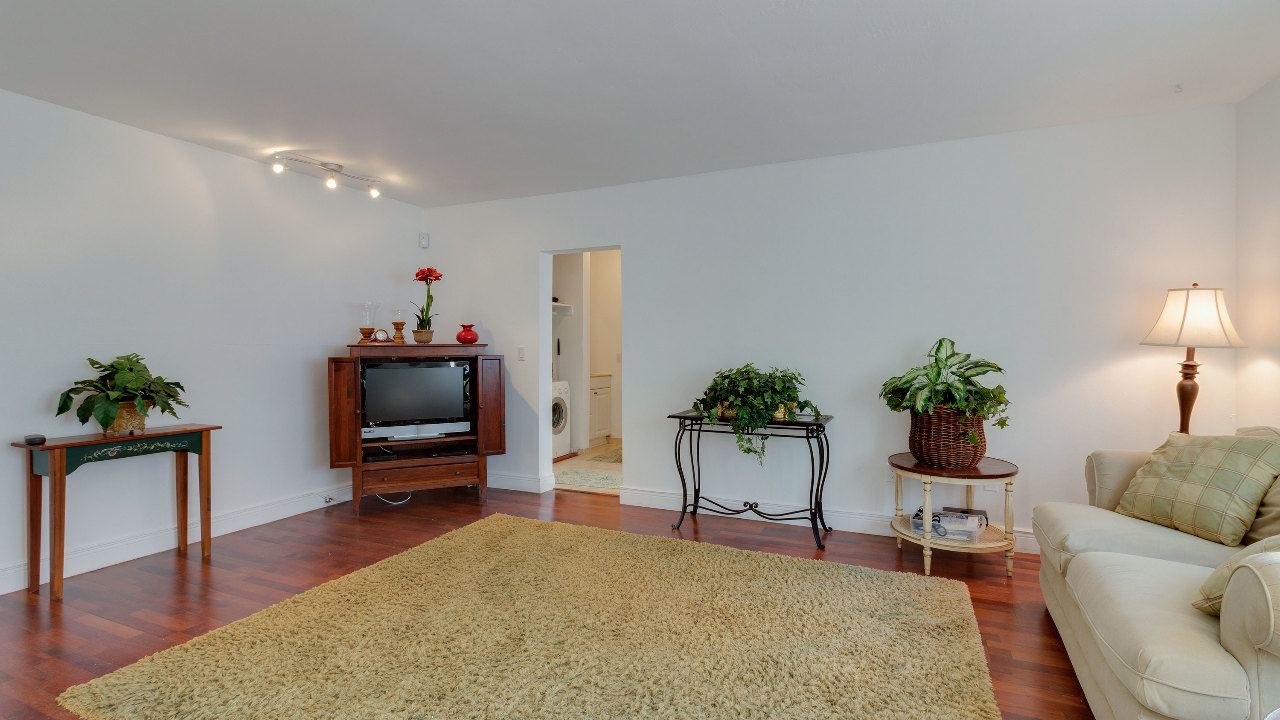 220-Meridian-Ave-03