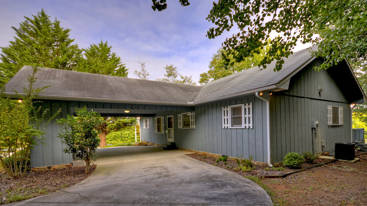 950 Ramey Mountain rd, Hiawassee, GA, 30546 Scene 2