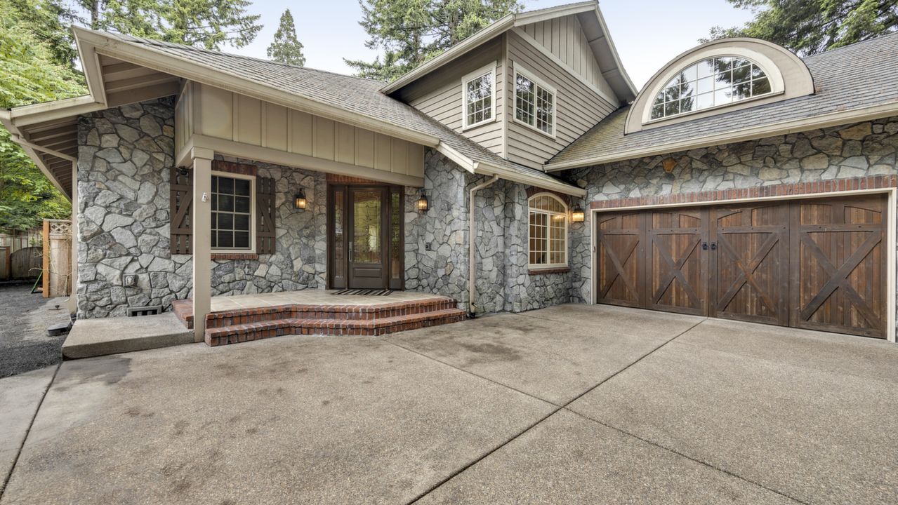 2250 South Shore Blvd, Lake Oswego, OR, 97034 Scene 3