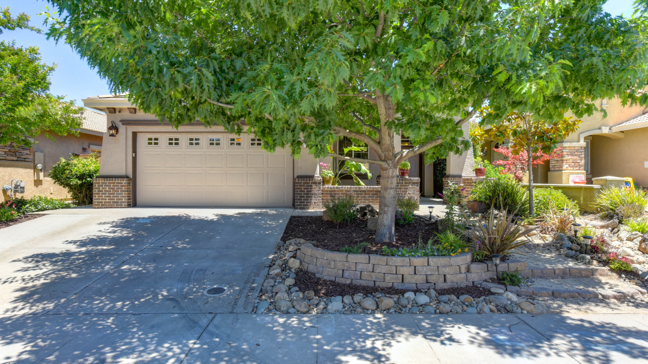 332 Lone Spur Dr., Folsom, CA, 95630 Scene 2