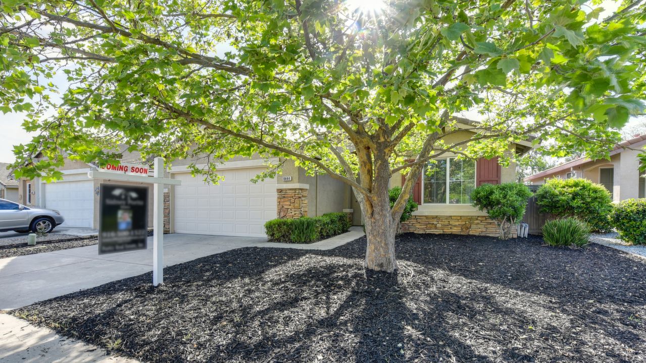 8444 Merry Hill Way, Elk Grove, CA, 95624 Scene 3