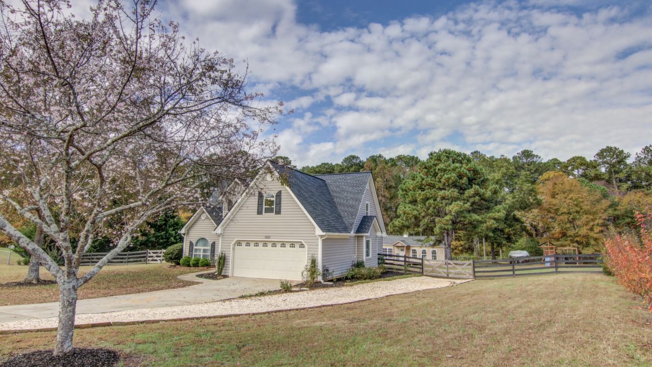 4651 Cedar Dr, Loganville, GA, 30052 Scene 2