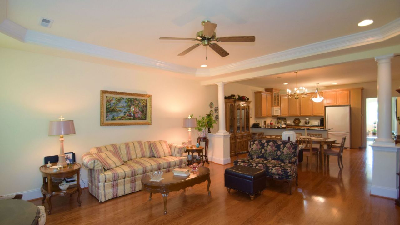 2479 Merri Claude Dr, East Norriton, PA, 19401 Scene 4