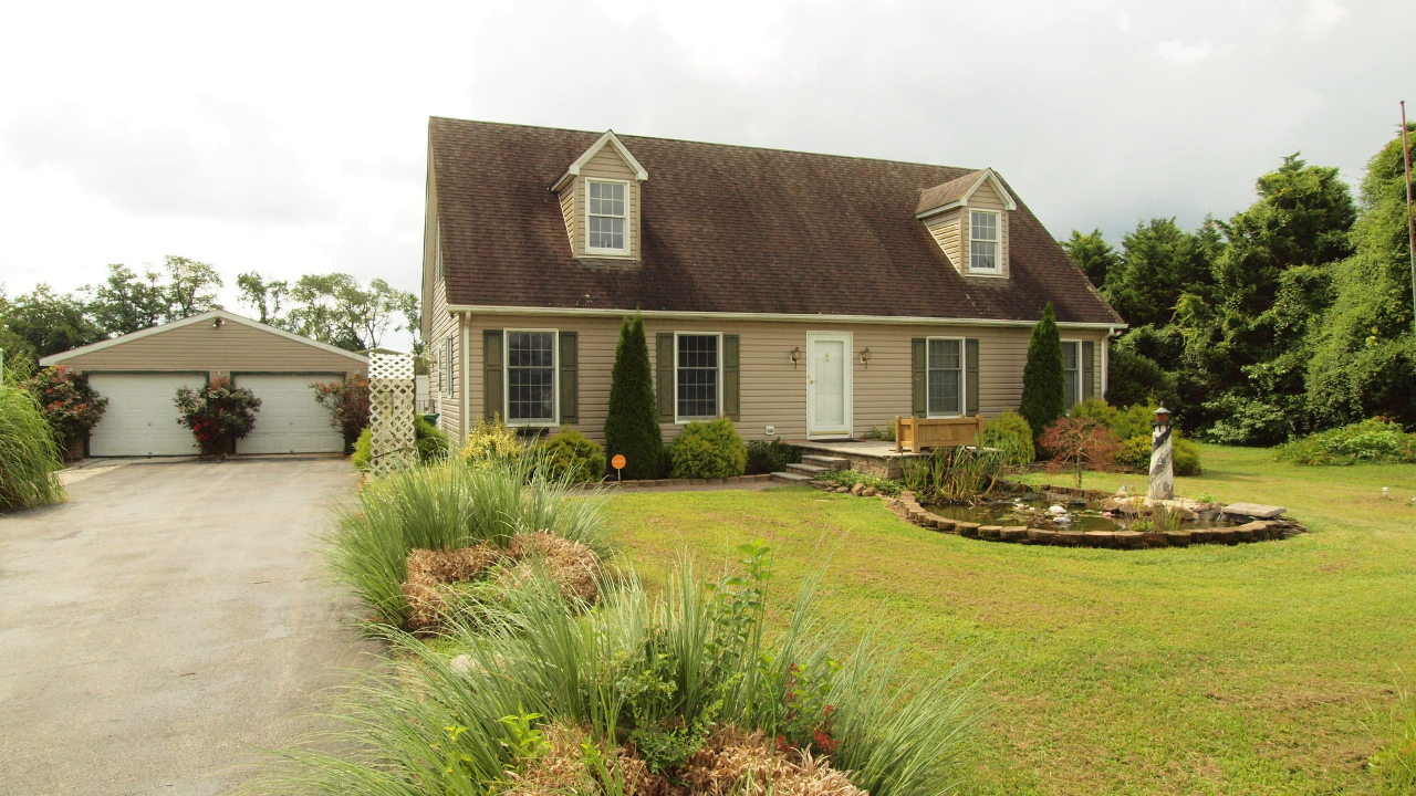 Front of Home and Garage