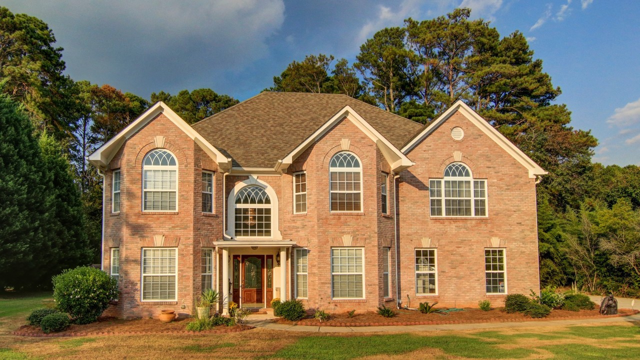 8932 Emerald Glen Lane