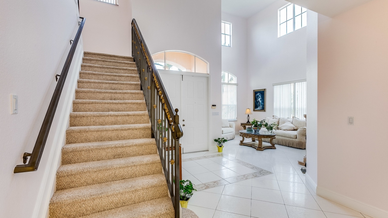 11663-SW-152nd-PL-02