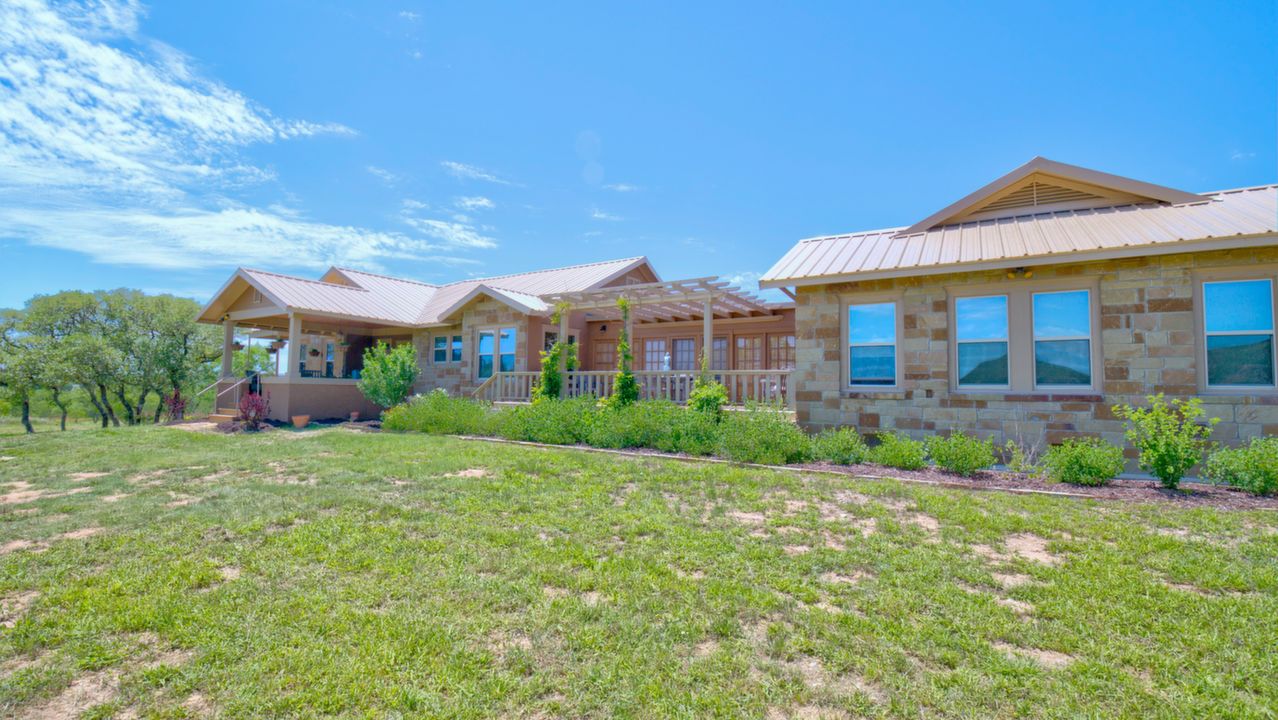 CR 405, Valley Spring, TX, 76885 Scene 2