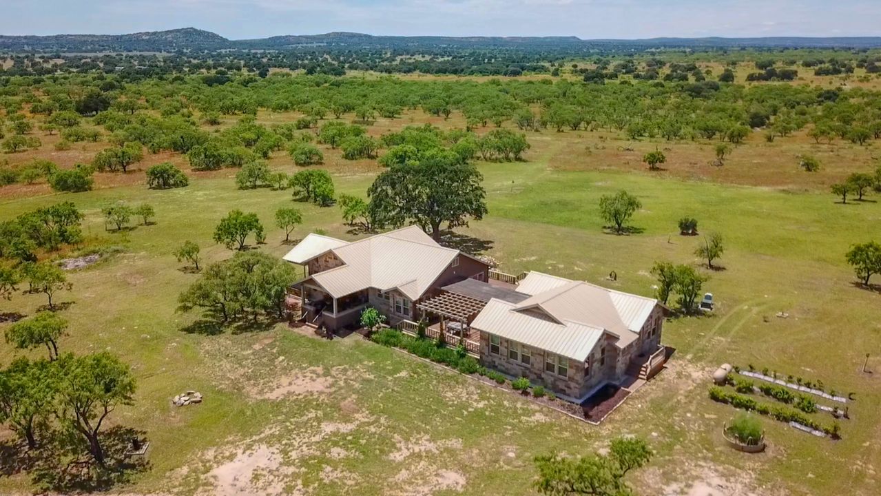 CR 405, Valley Spring, TX, 76885 Scene 1