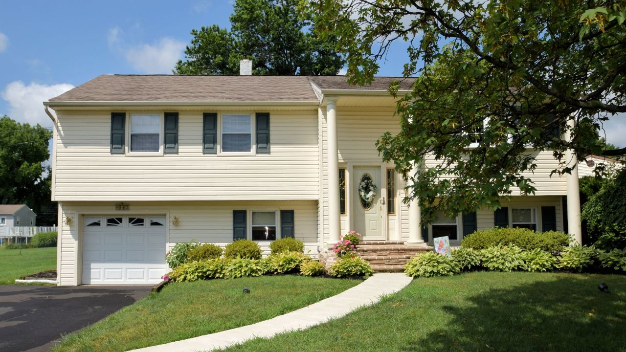 842 Fairfield Dr, Warminster, PA, 18974 Scene 1