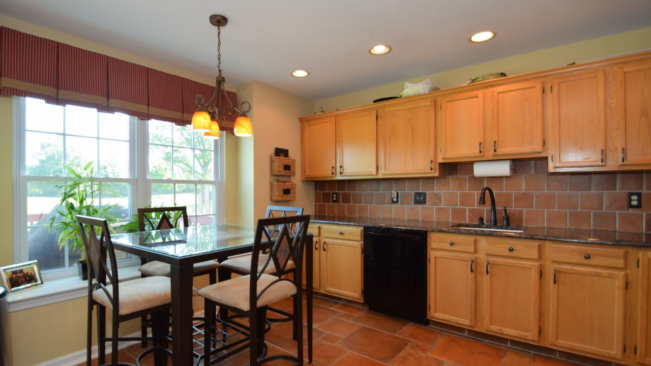 225 Canterbury Ct, Blue Bell, PA, 19422 Scene 3