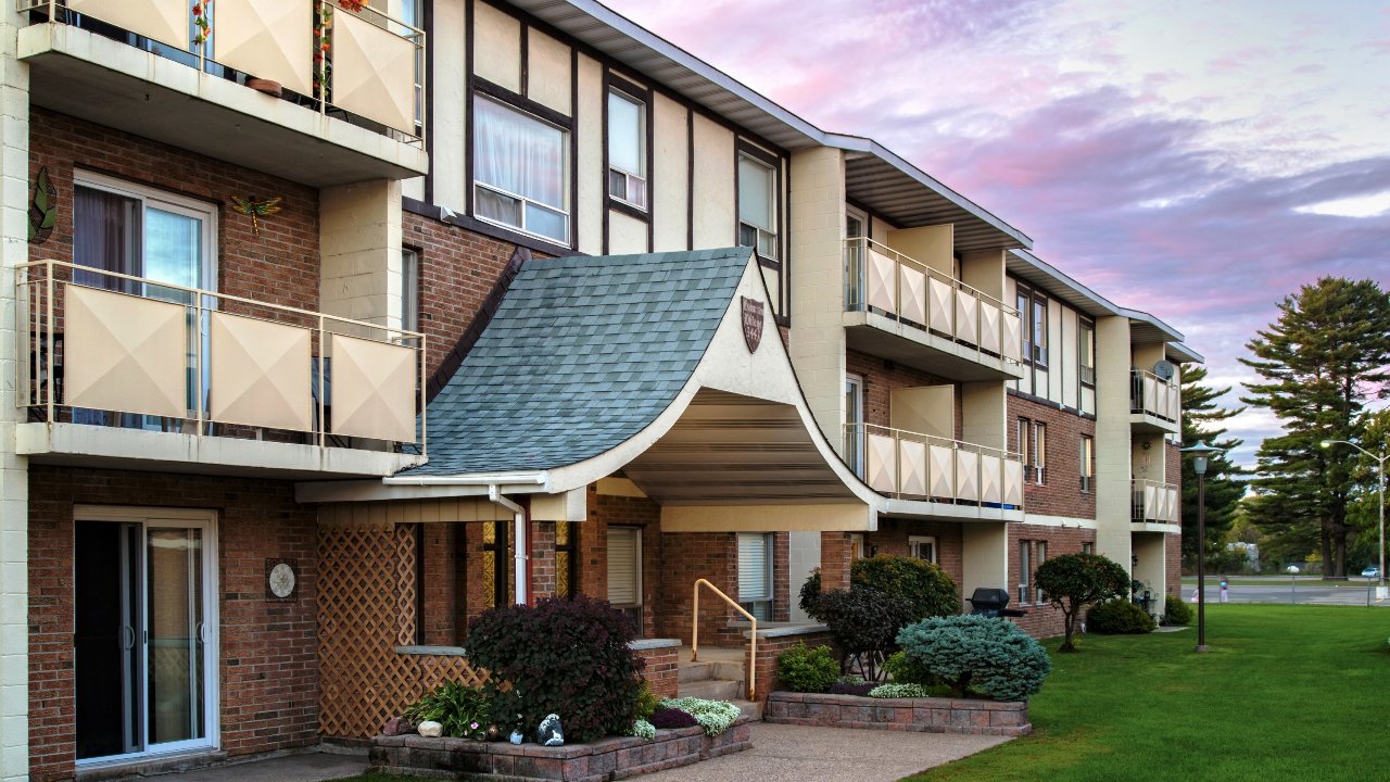 WELCOME TO BAVARIAN VILLAGE!