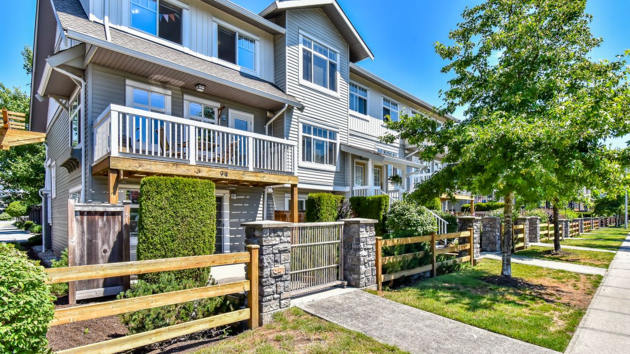 #94-16177 83 Ave., Surrey, BC, V4N 5T3 Scene 1