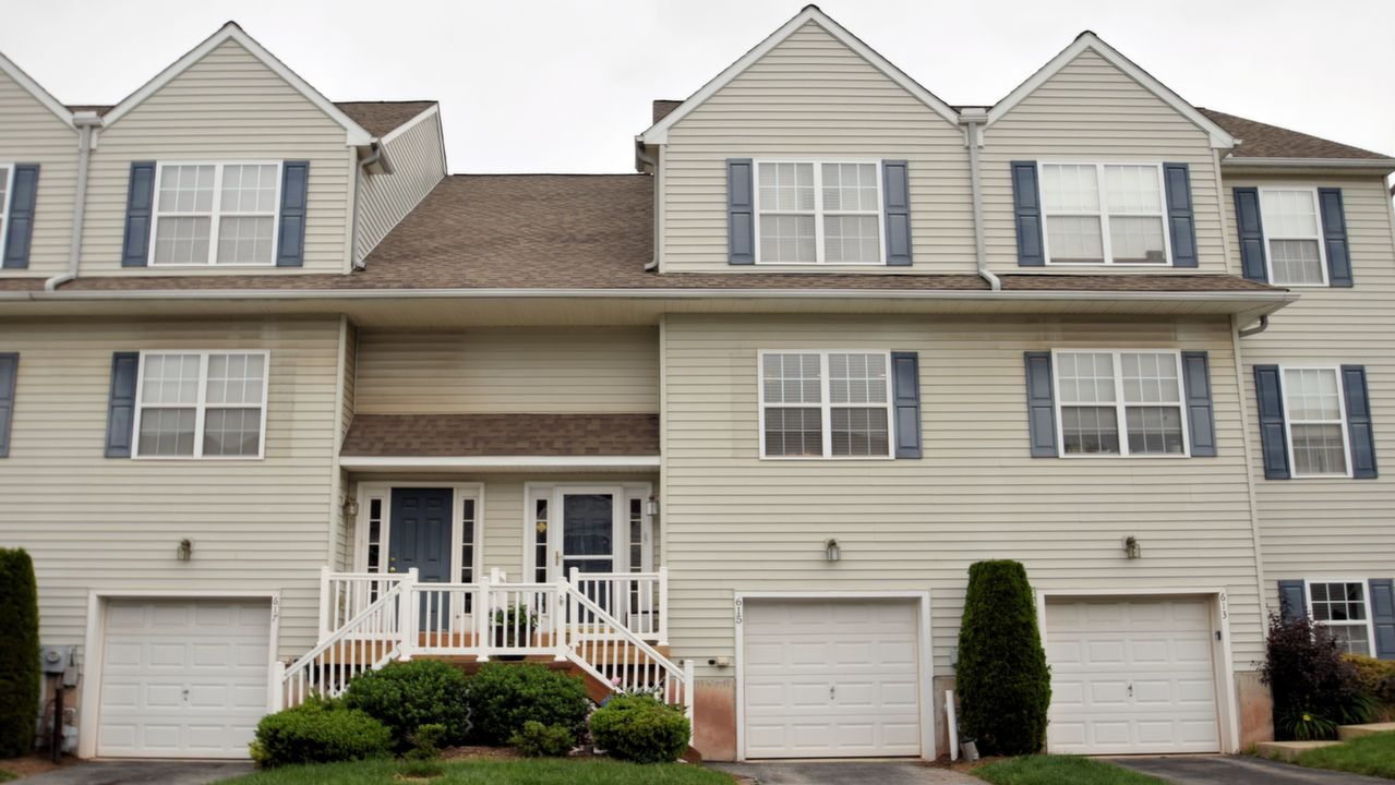 615 Needle St, Phoenixville, PA, 19460 Scene 1