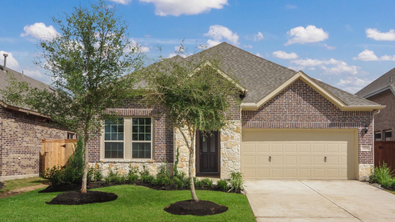 11118BluewaterLagoon_001