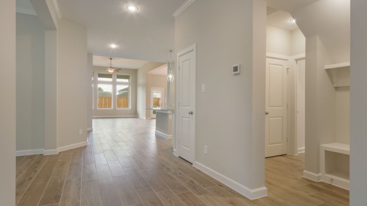 11118BluewaterLagoon_004