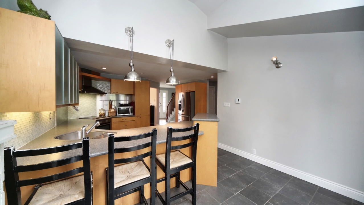 33 Edith St, Georgetown, ON, L7G 3A9 Scene 3