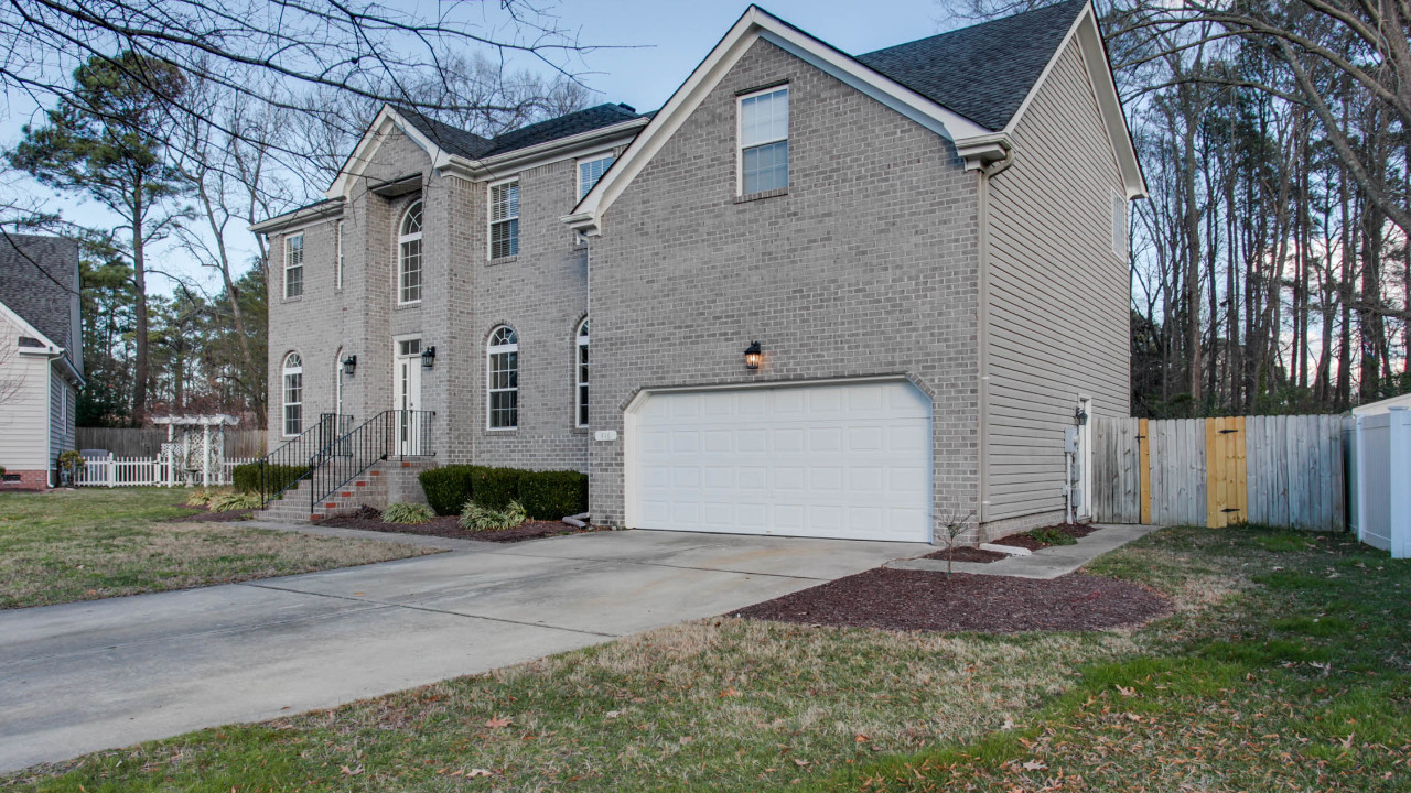 Front of Home/Garage